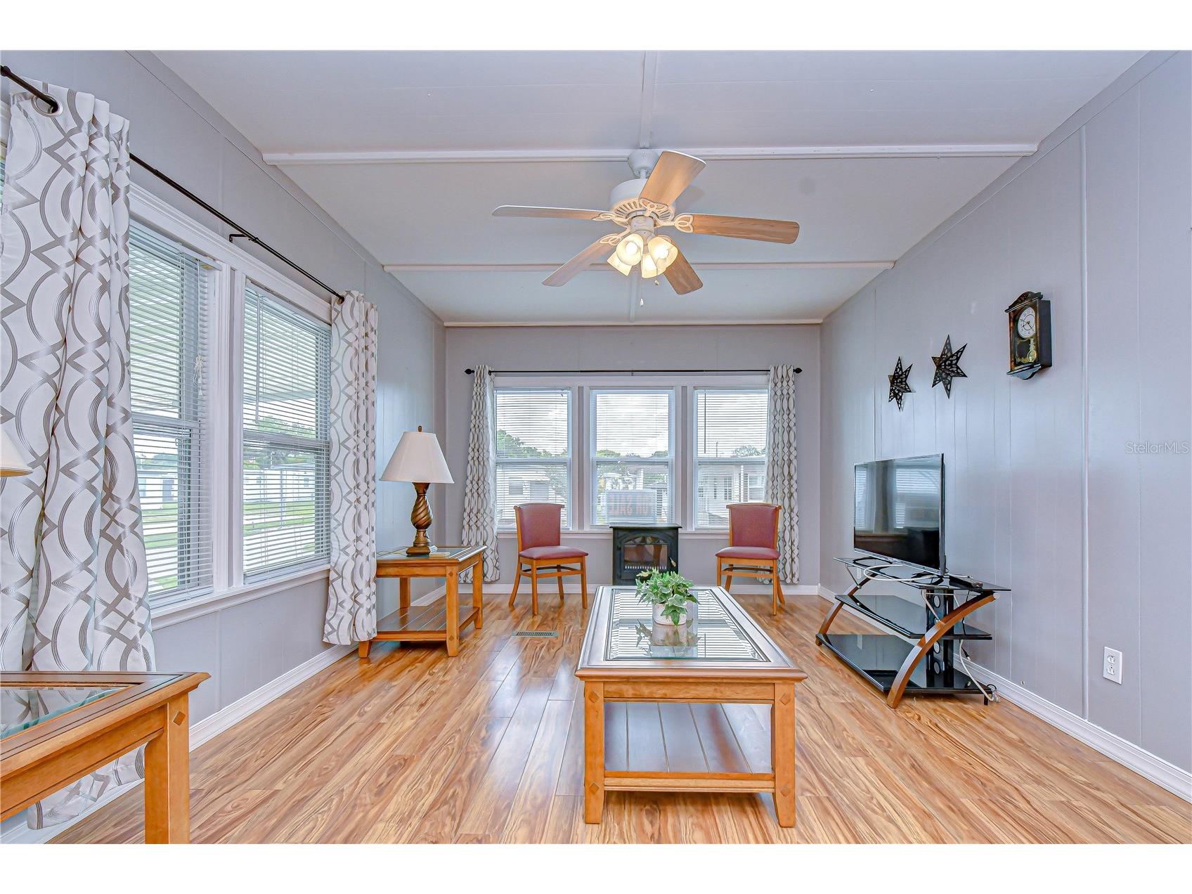 38634 Lansing Avenue Zephyrhills FL 33542 TB8494061 image4