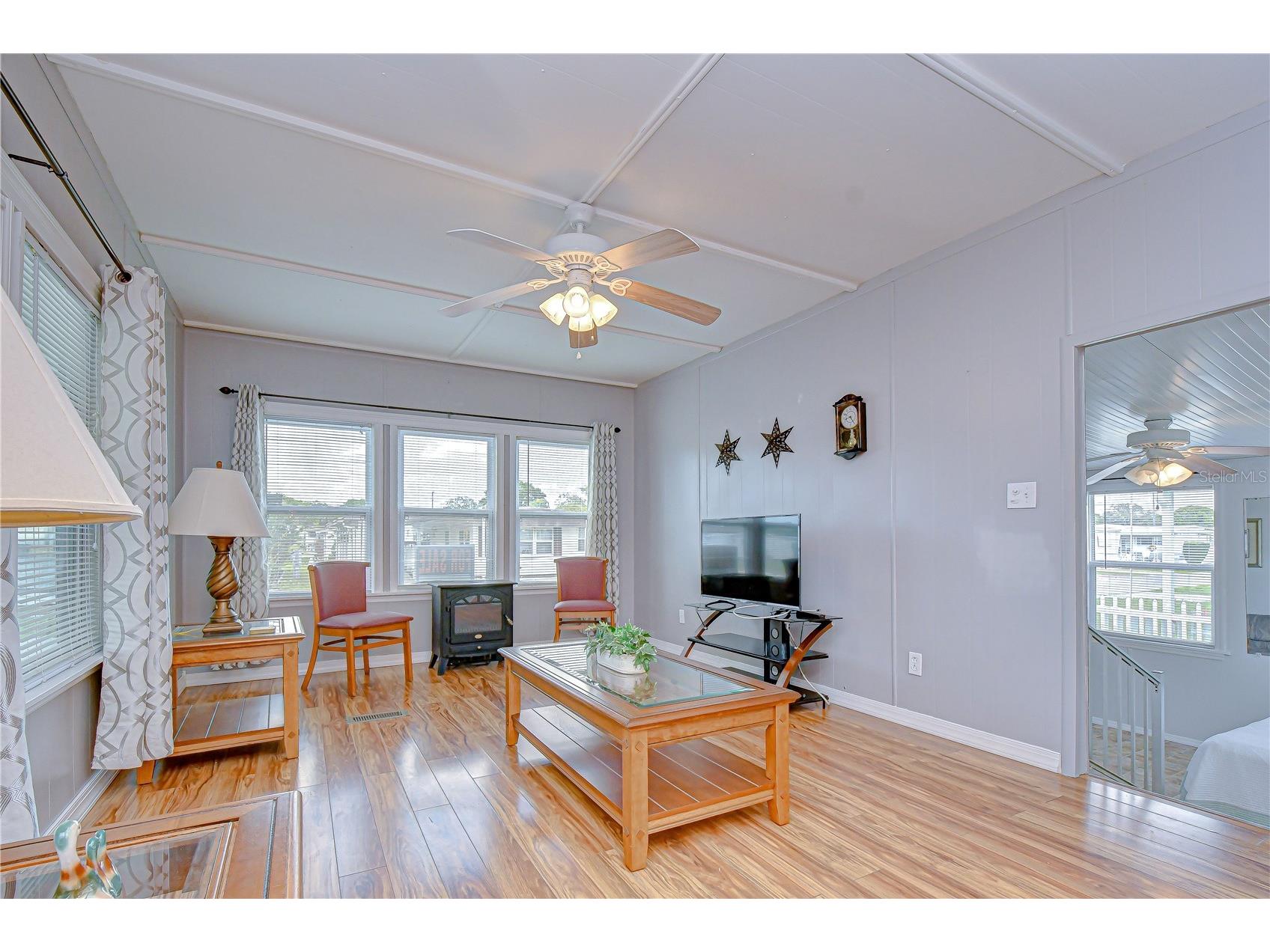 38634 Lansing Avenue Zephyrhills FL 33542 TB8494061 image5