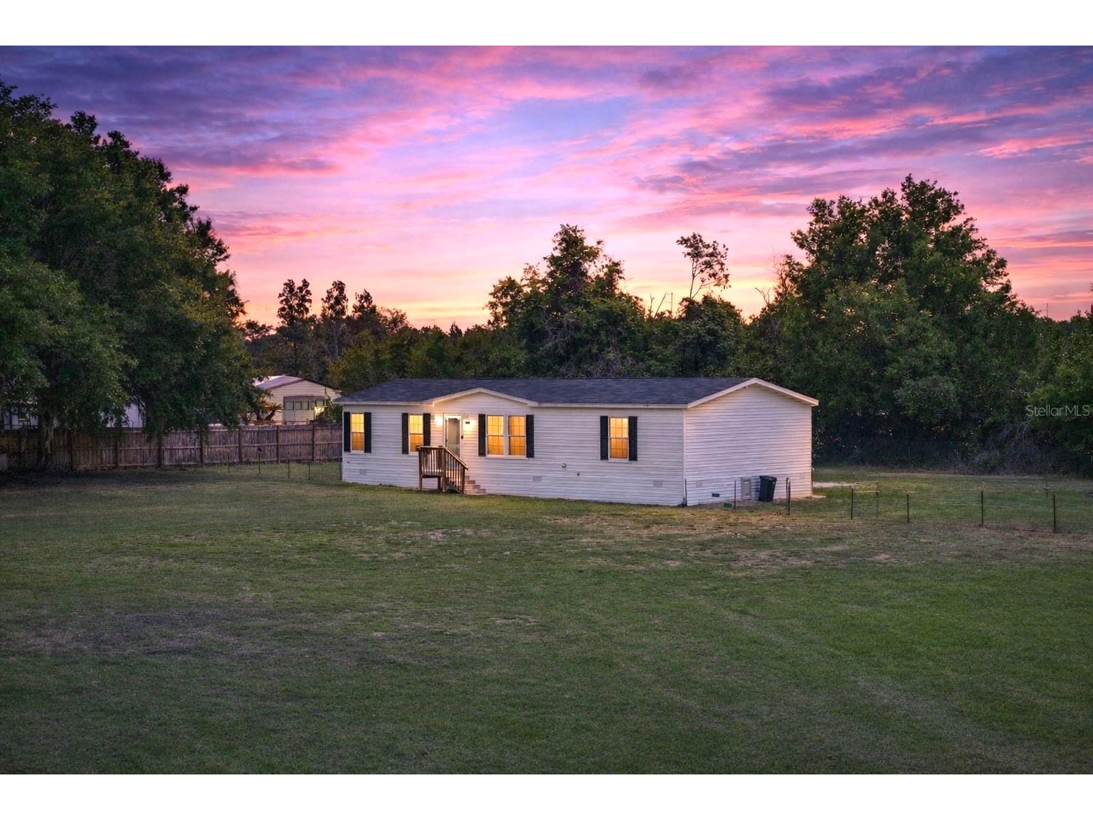 38645 Henry Drive Zephyrhills FL 33542 TB8498186 image1
