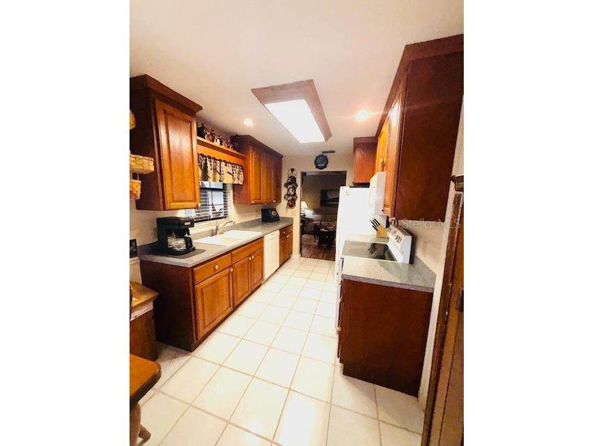 38648 Ferm Circle Zephyrhills FL 33540 TB8411852 image16