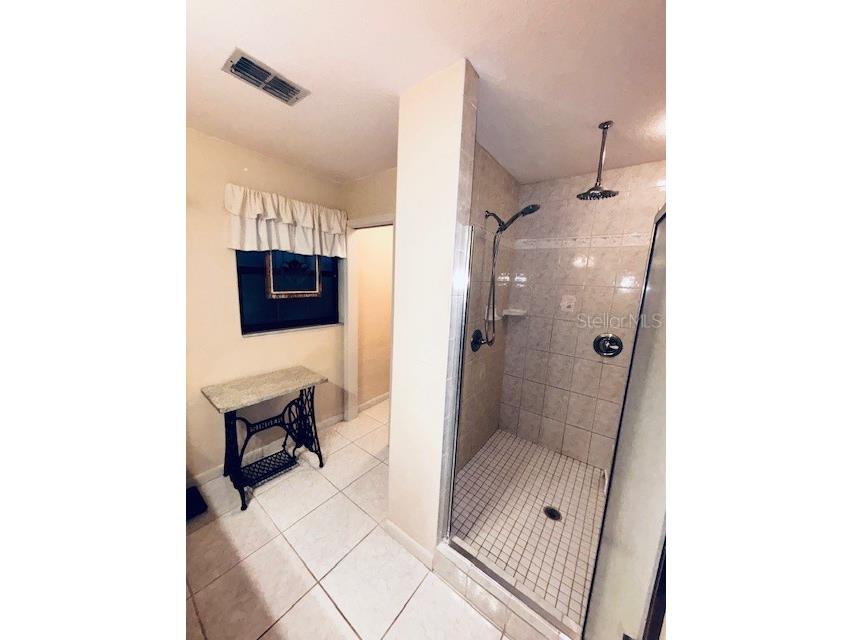 38648 Ferm Circle Zephyrhills FL 33540 TB8411852 image26