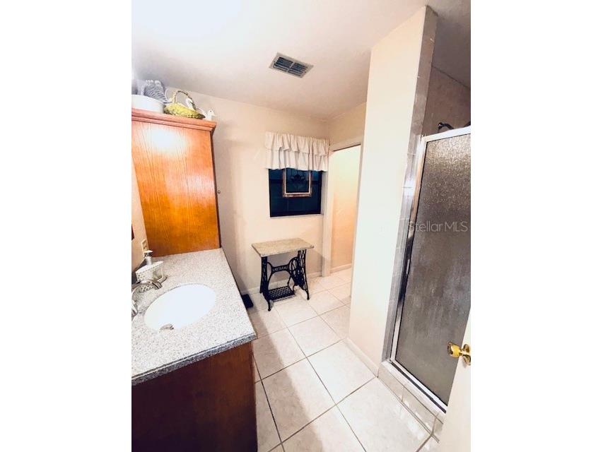 38648 Ferm Circle Zephyrhills FL 33540 TB8411852 image28