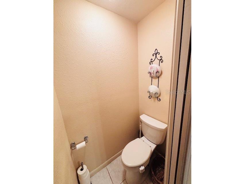 38648 Ferm Circle Zephyrhills FL 33540 TB8411852 image30