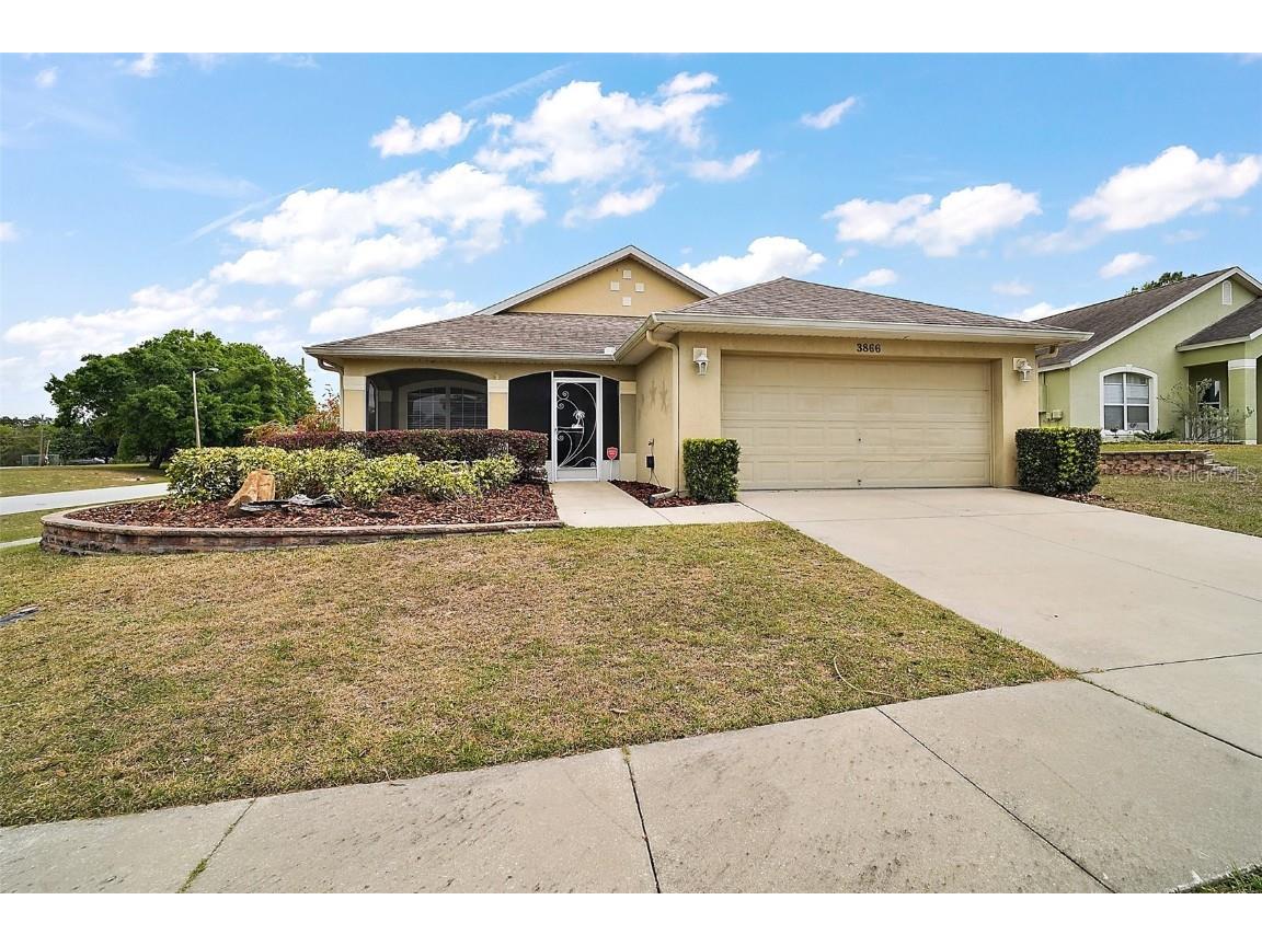 3866 Bayshore Circle Tavares FL 32778 G5093857 image1