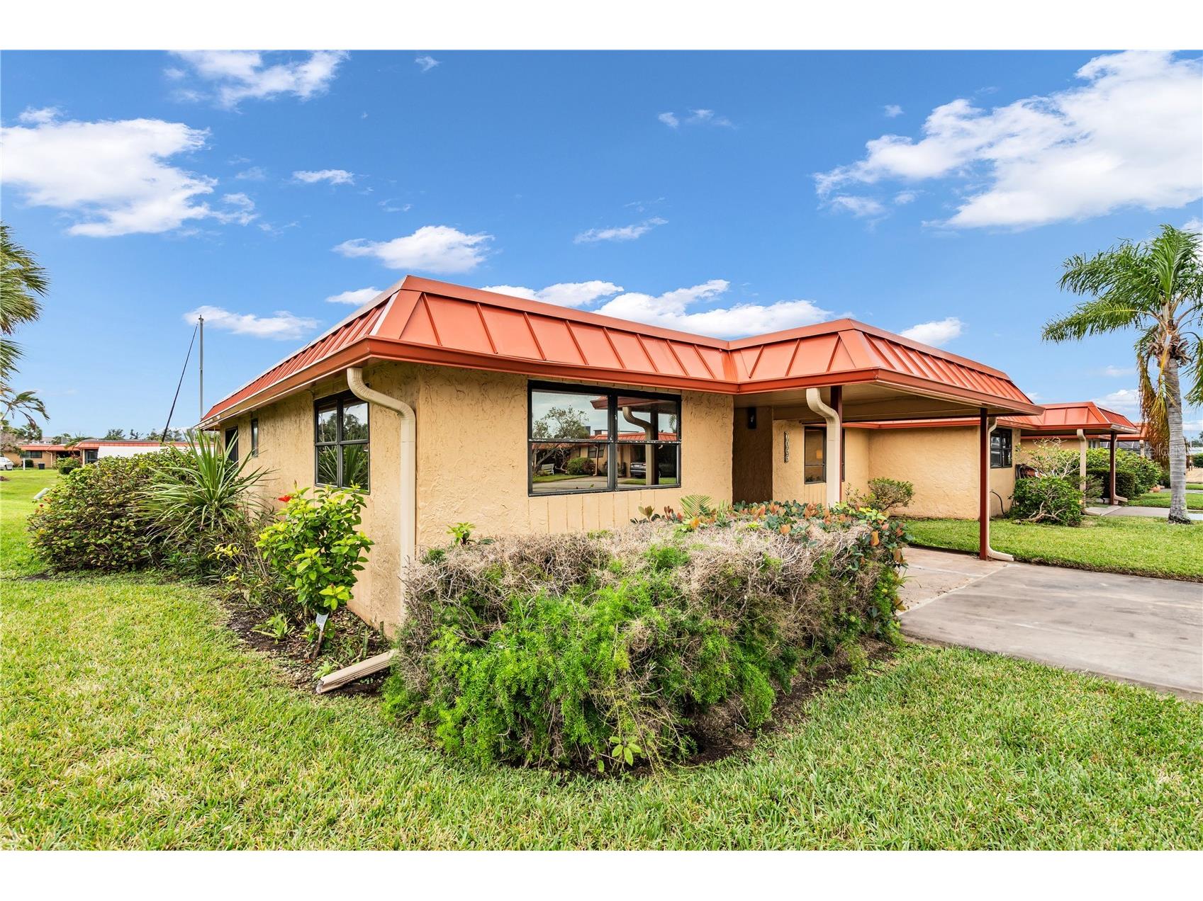 3866 Catalina Drive Bradenton FL 34210 A4678441 image1