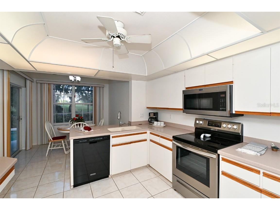 3866 Surrey Court Sarasota FL 34235 A4674038 image19
