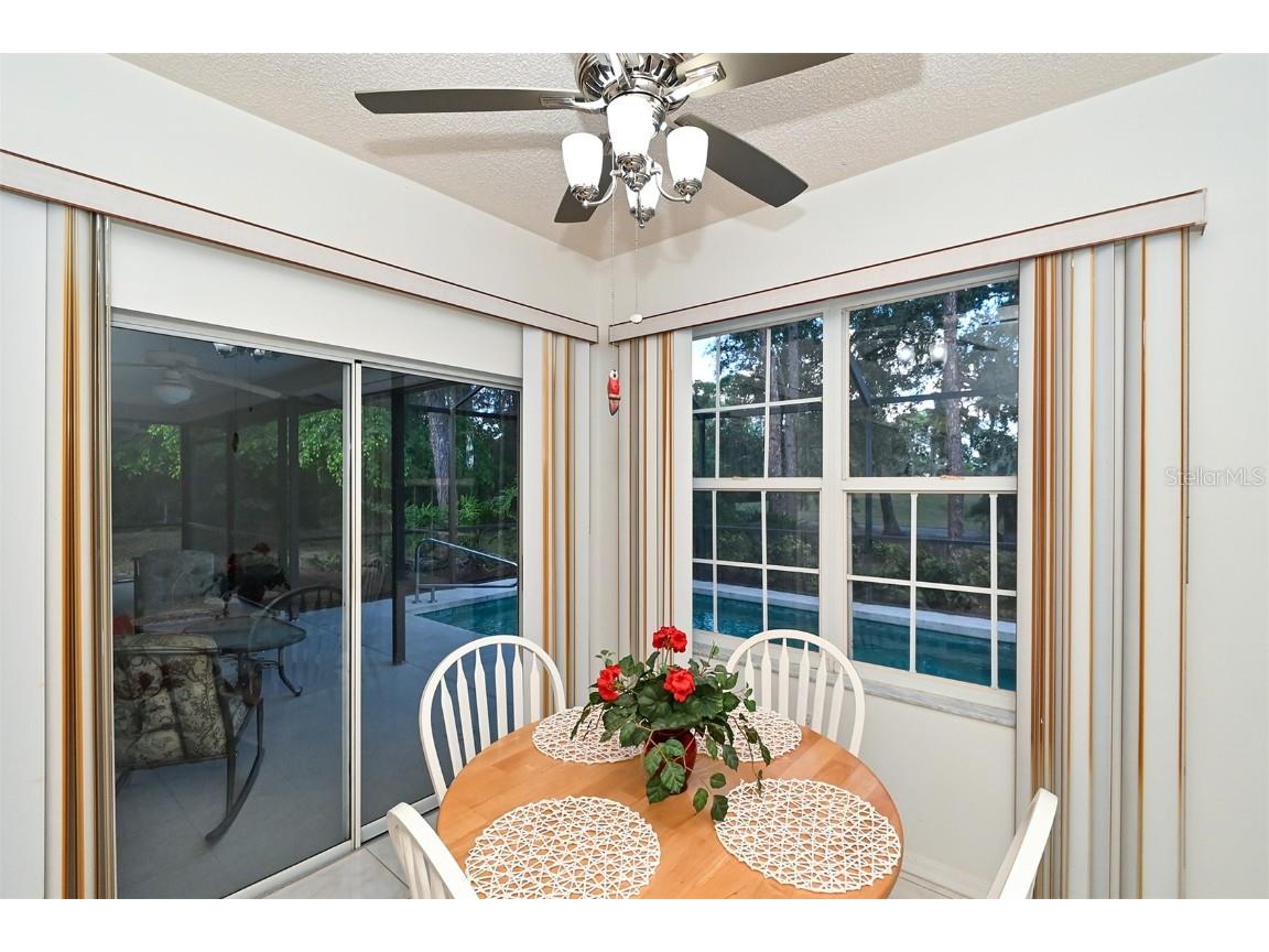 3866 Surrey Court Sarasota FL 34235 A4674038 image21