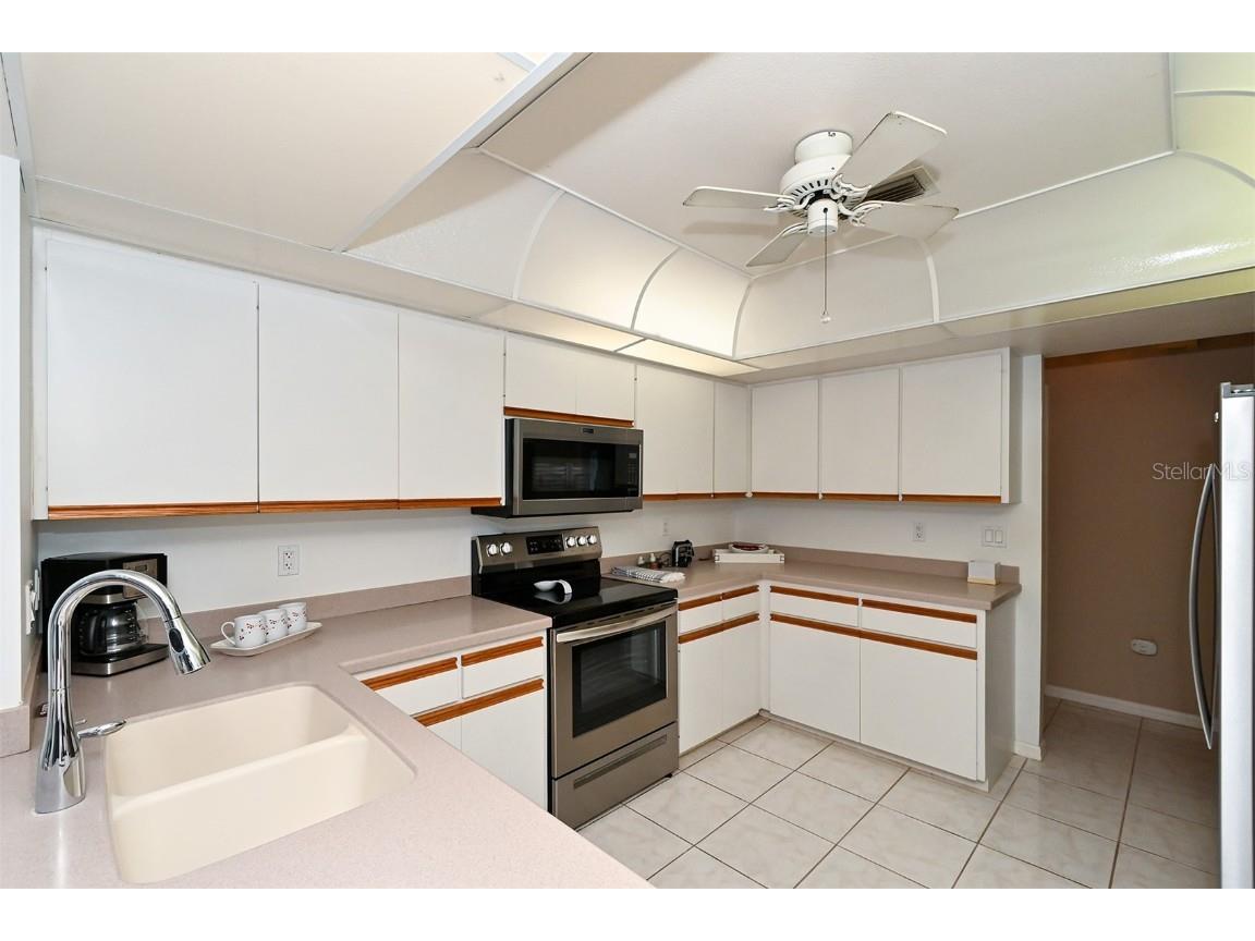 3866 Surrey Court Sarasota FL 34235 A4674038 image23
