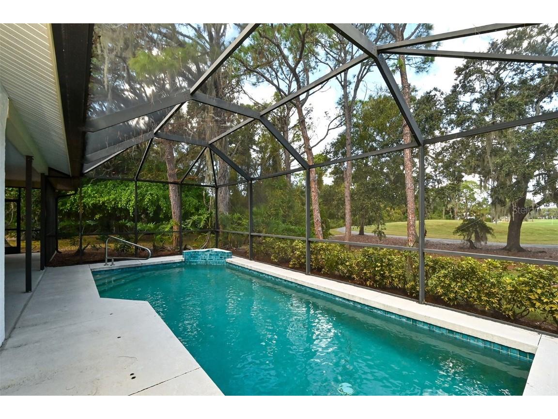 3866 Surrey Court Sarasota FL 34235 A4674038 image45