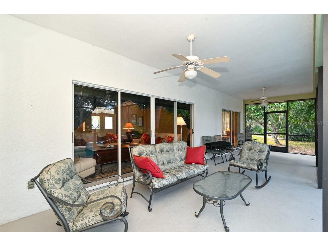 3866 Surrey Court Sarasota FL 34235 A4674038 image49
