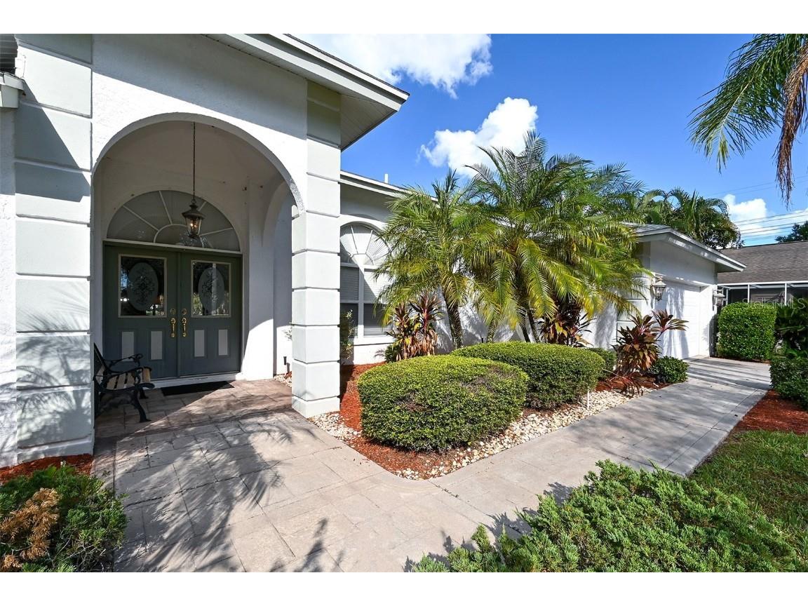 3866 Surrey Court Sarasota FL 34235 A4674038 image5