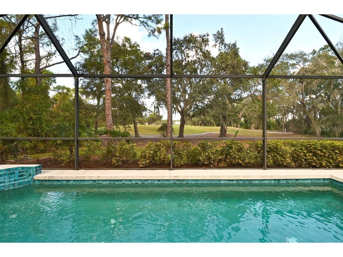 3866 Surrey Court Sarasota FL 34235 A4674038 image51