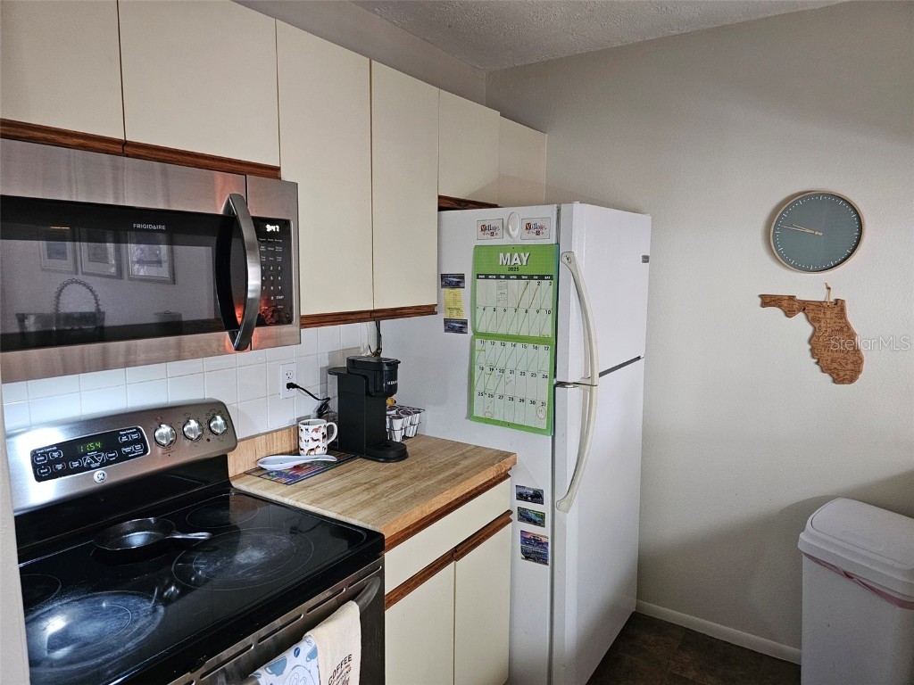 3868 59th Avenue W #3868 Bradenton FL 34210 A4656957 image9