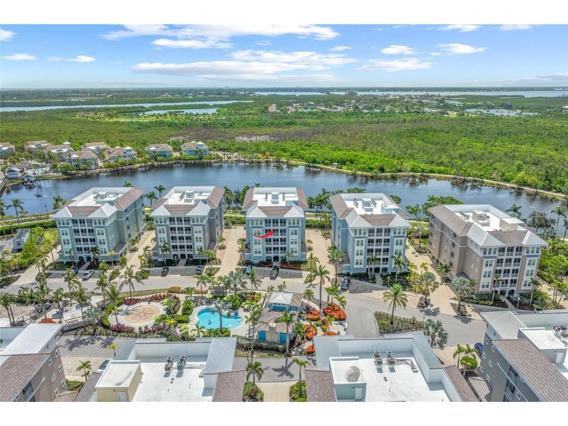 387 Aruba Circle #301 Bradenton FL 34209 - ANNA MARIA SOUND A4659592 image1