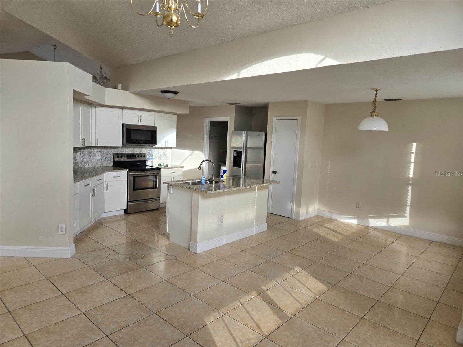 387 Blue Bayou Drive Kissimmee FL 34743 S5143678 image2