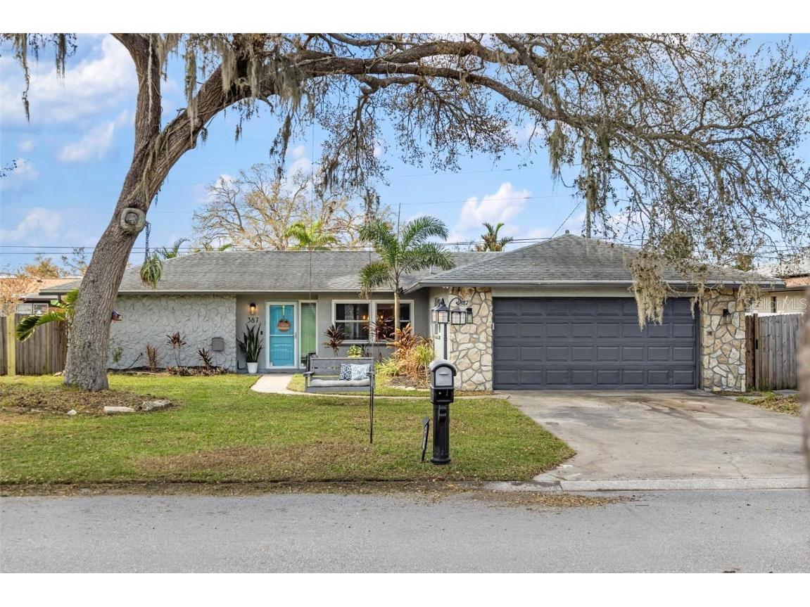 387 Dorchester Drive Venice FL 34293 A4626229 image1