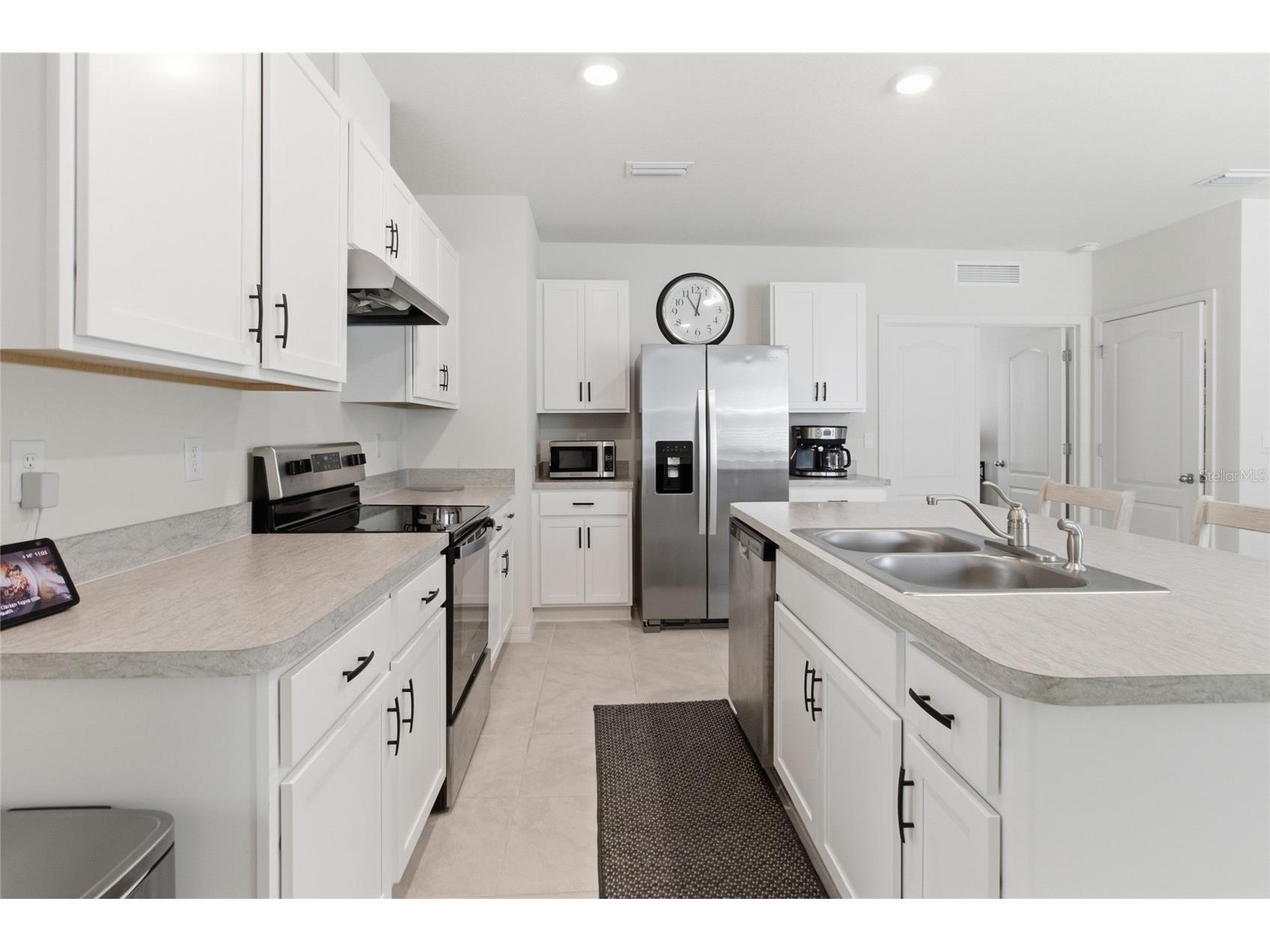 387 Pelham Park Drive Deland FL 32720 V4947933 image5