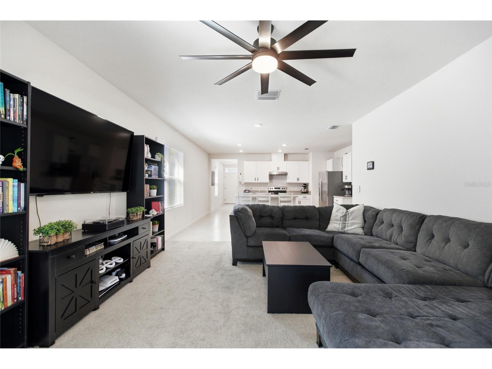 387 Pelham Park Drive Deland FL 32720 V4947933 image8