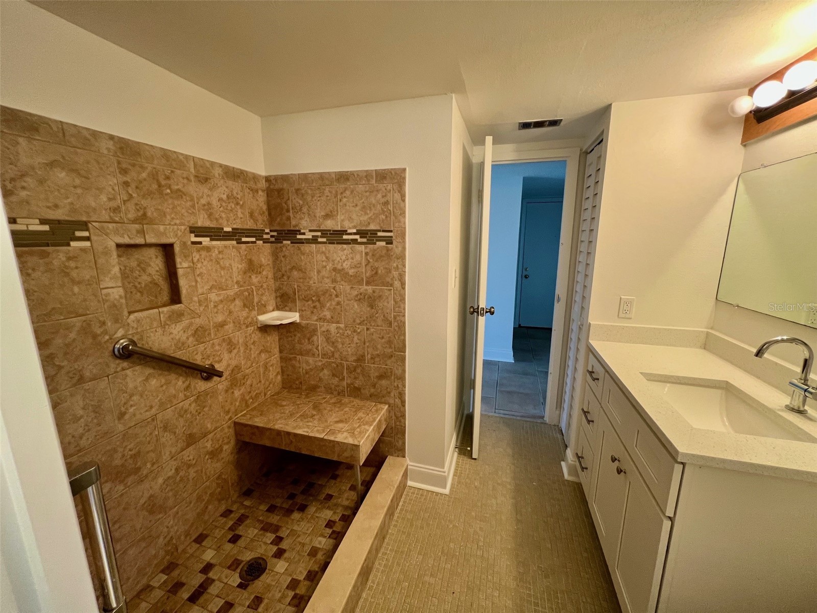 387 S Mcmullen Booth Road #13 Clearwater FL 33759 TB8478717 image17