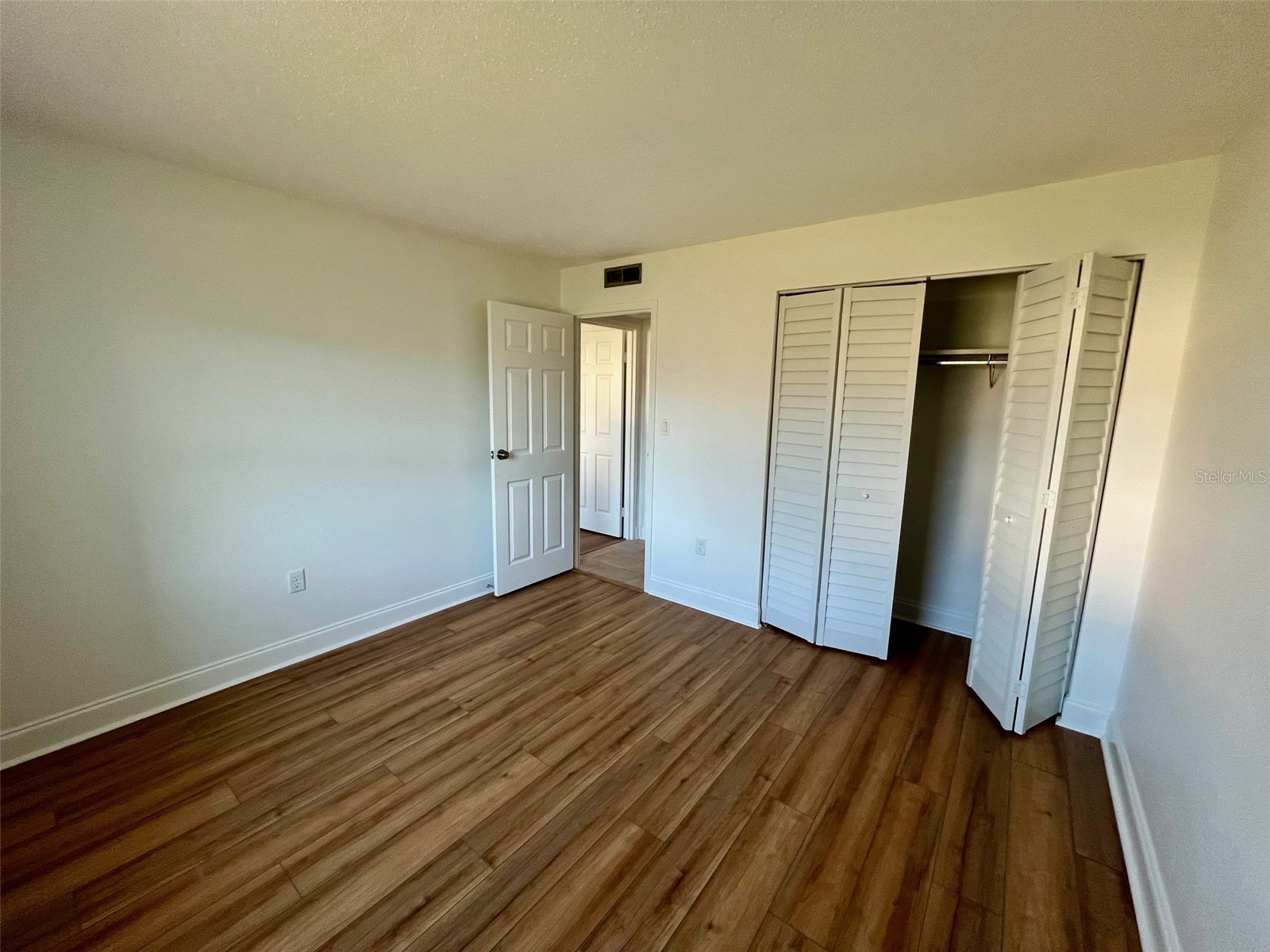387 S Mcmullen Booth Road #13 Clearwater FL 33759 TB8478717 image26