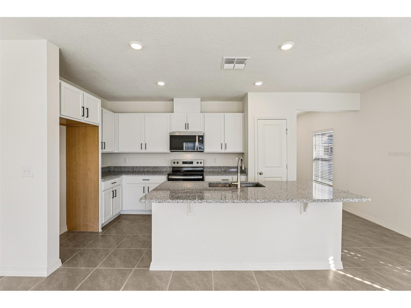 387 Sequoia Drive Lake Wales FL 33859 O6407826 image2