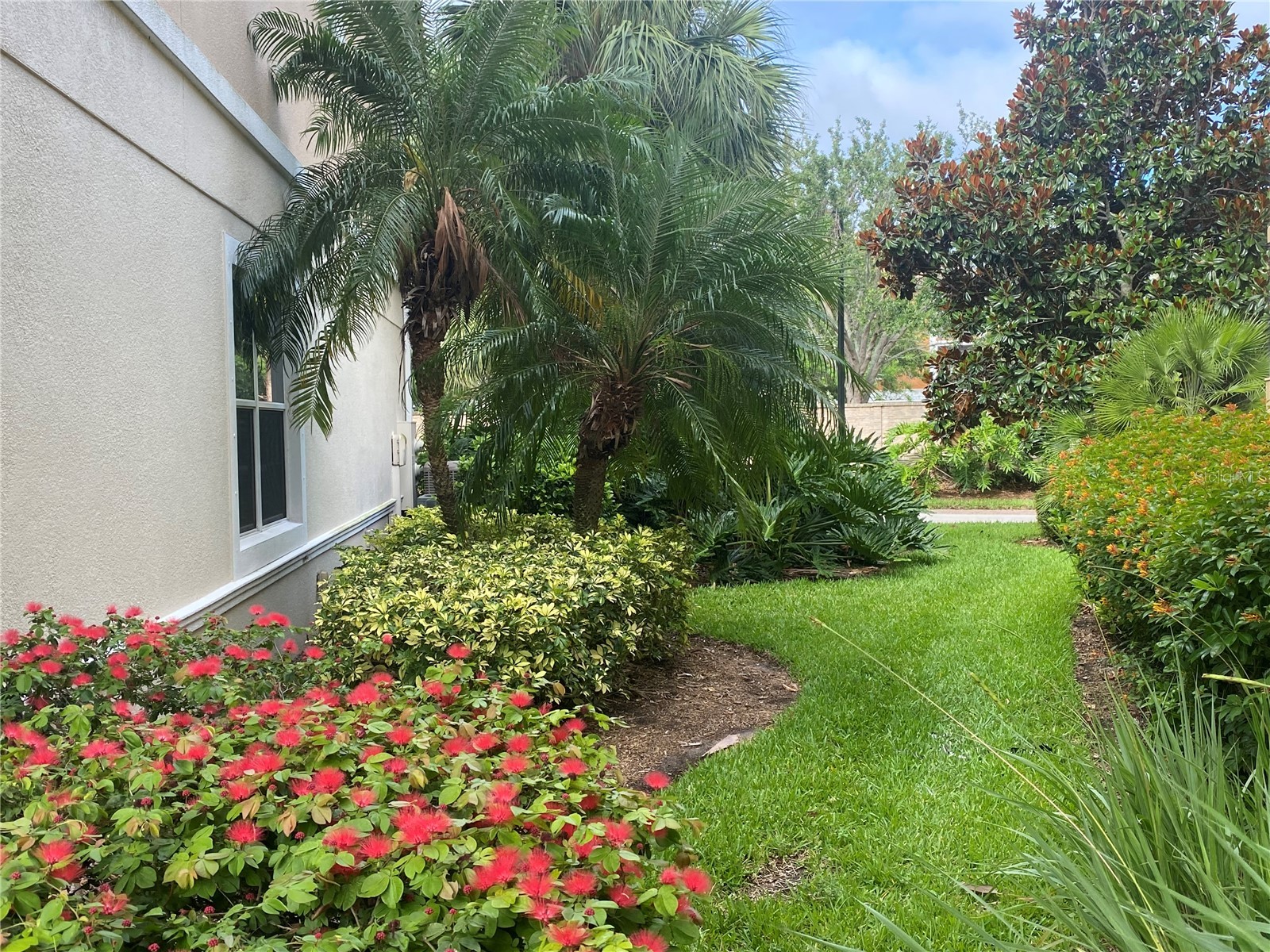 3870 82nd Avenue Cir E #104 Sarasota FL 34243 A4697170 image4