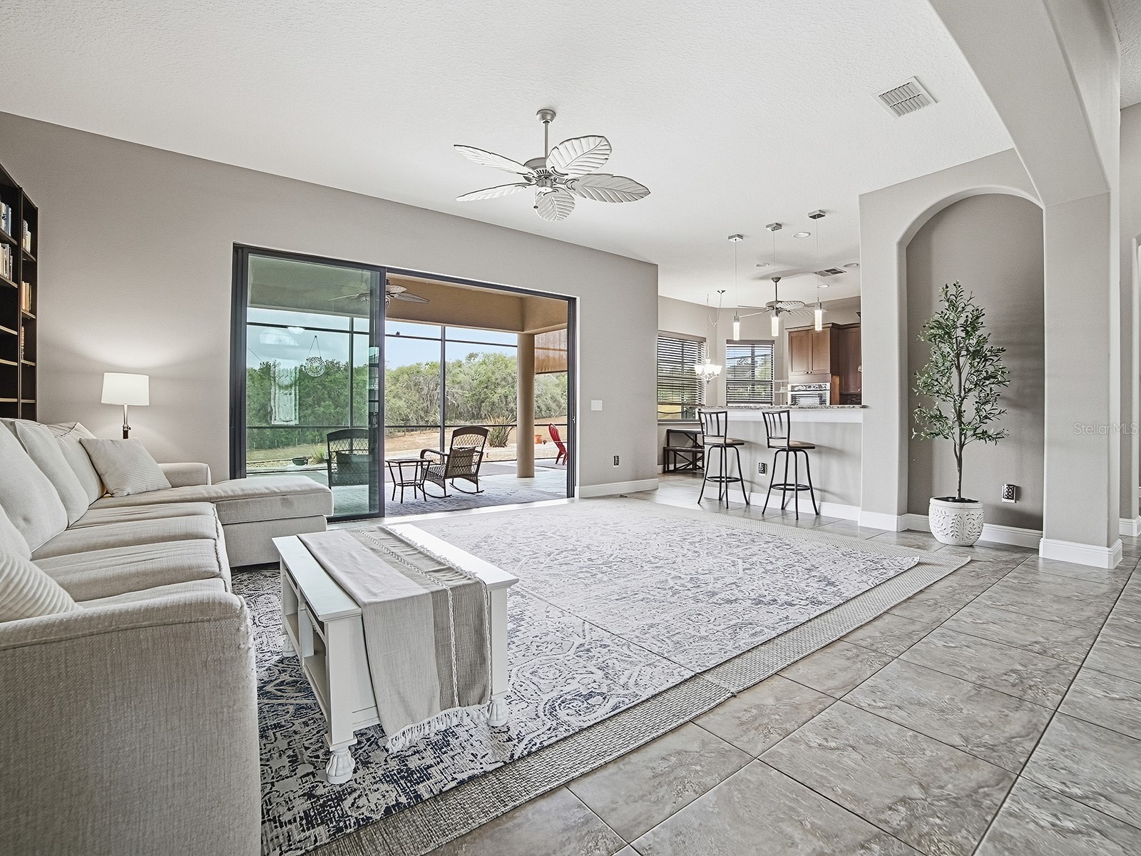 38701 Oak Place Court Lady Lake FL 32159 G5108689 image9