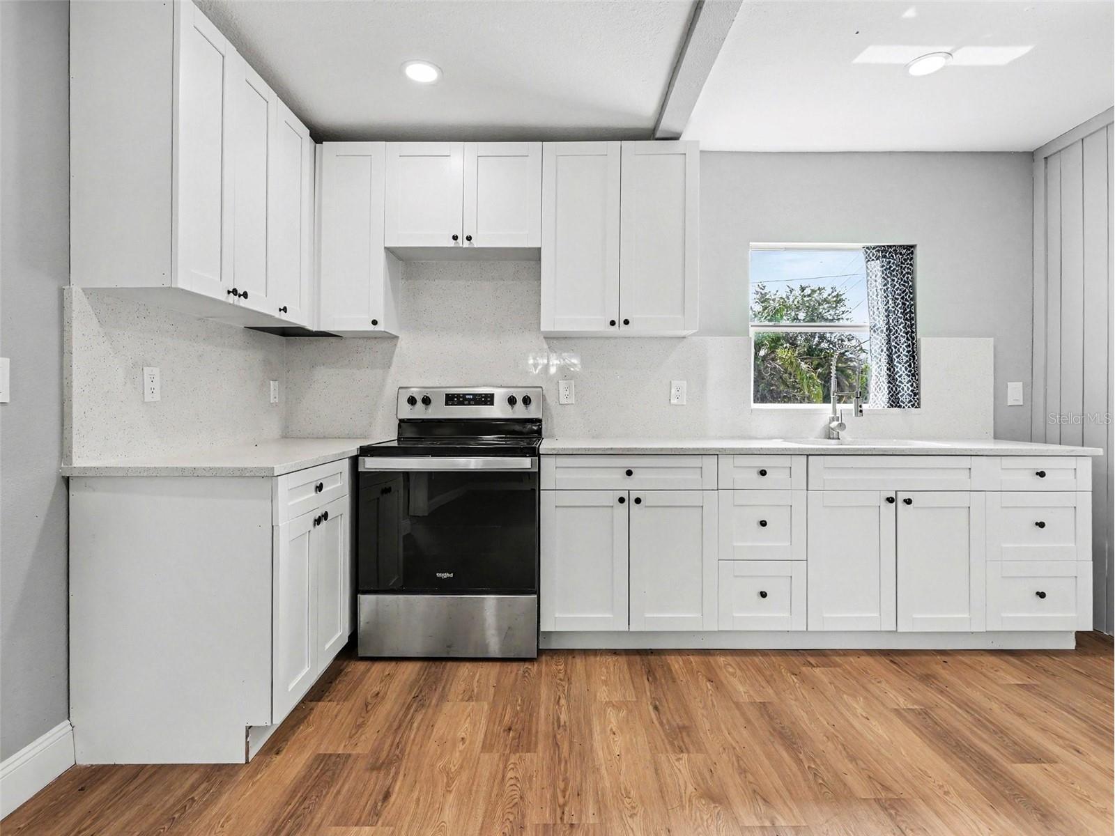 38702 South Avenue Zephyrhills FL 33542 TB8511338 image9