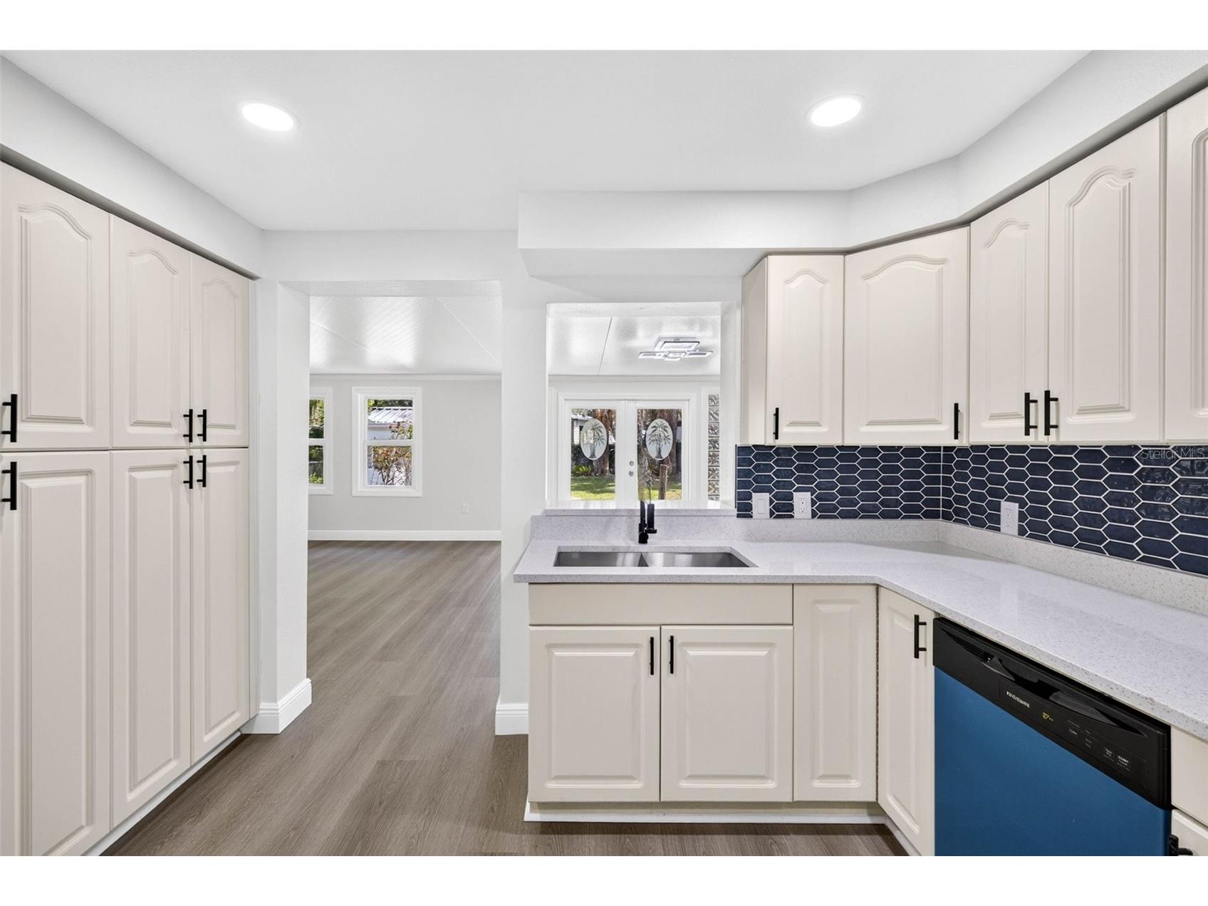 38706 Calvin Avenue Zephyrhills FL 33542 TB8529345 image17