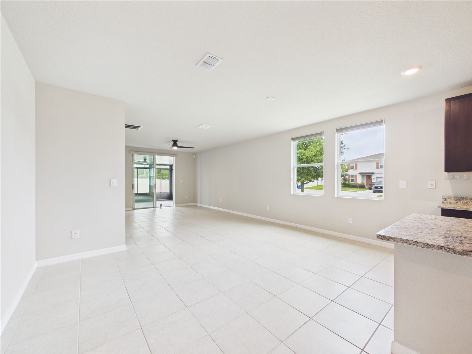 38707 Finn Clover Lane Zephyrhills FL 33540 TB8495662 image3