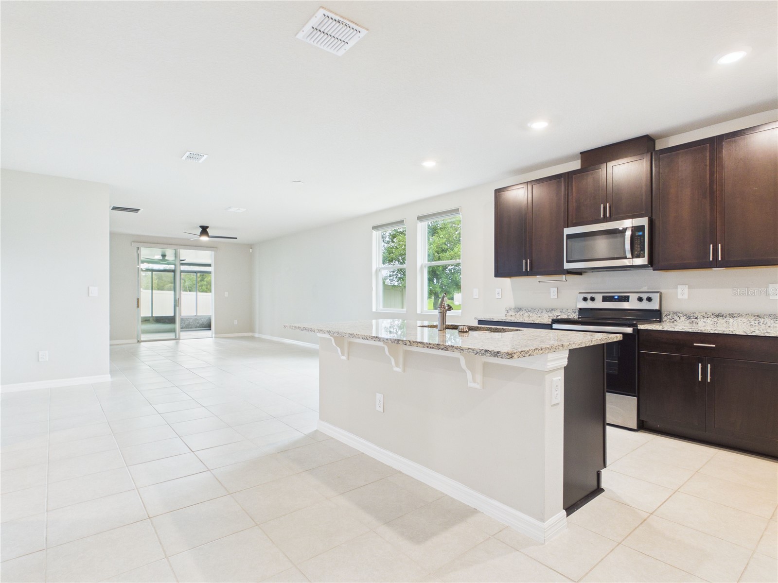 38707 Finn Clover Lane Zephyrhills FL 33540 TB8495662 image5