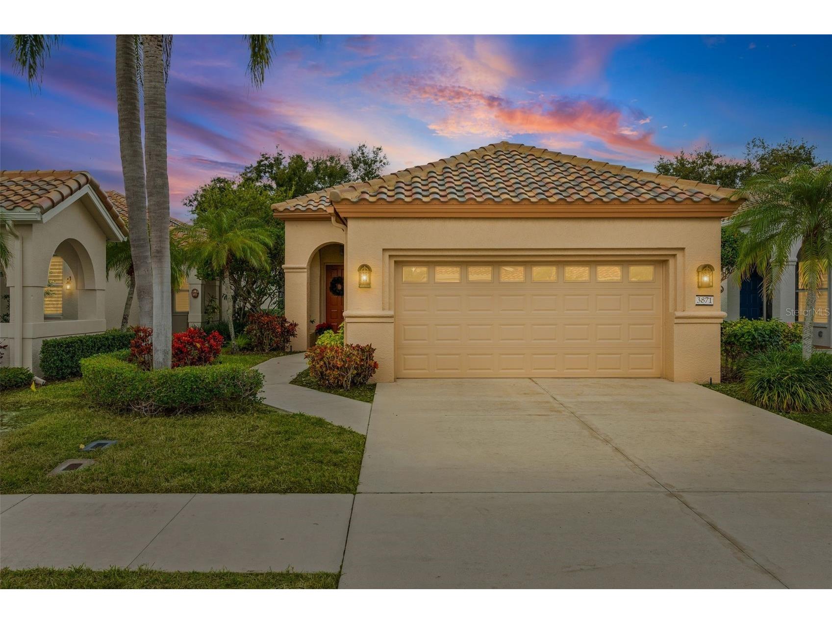3871 Alamanda Drive Sarasota FL 34238 A4678168 image1