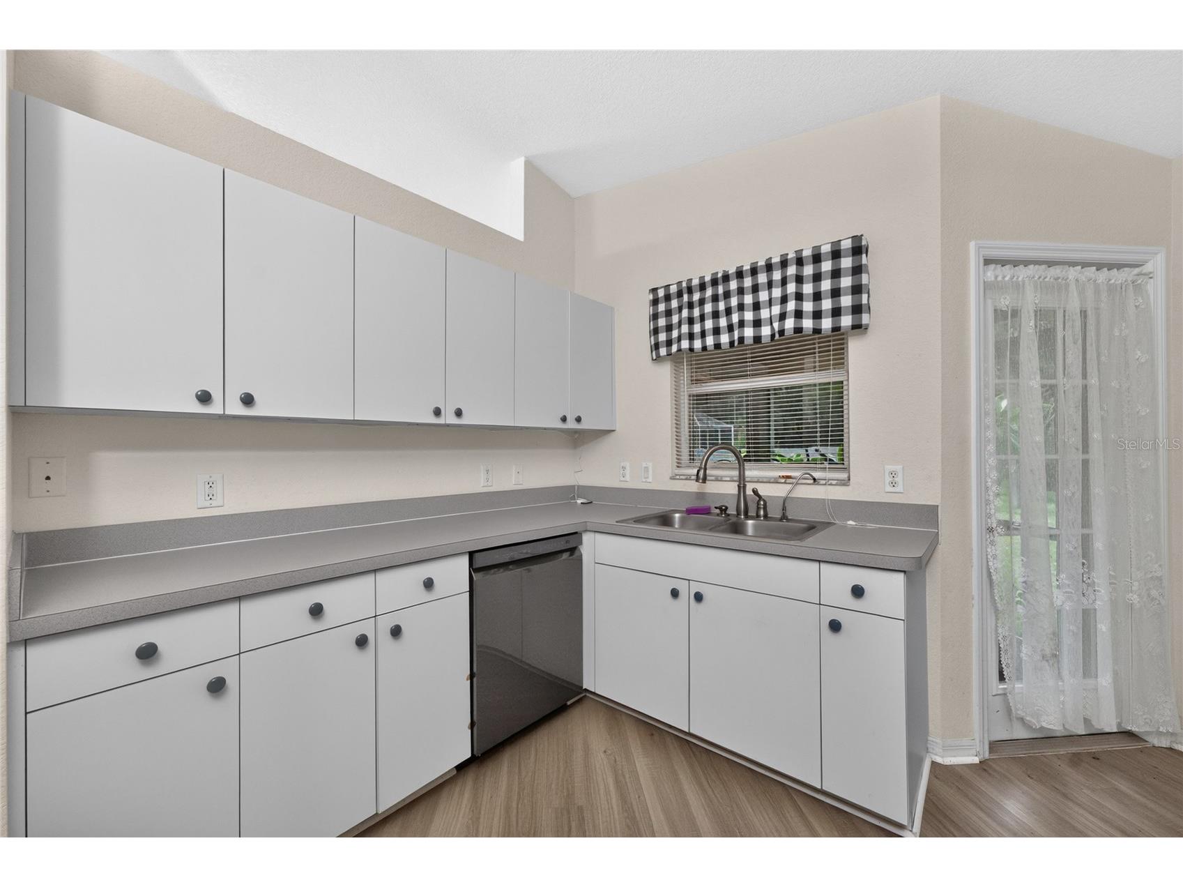 3871 Coquina Avenue North Port FL 34286 C7528812 image15