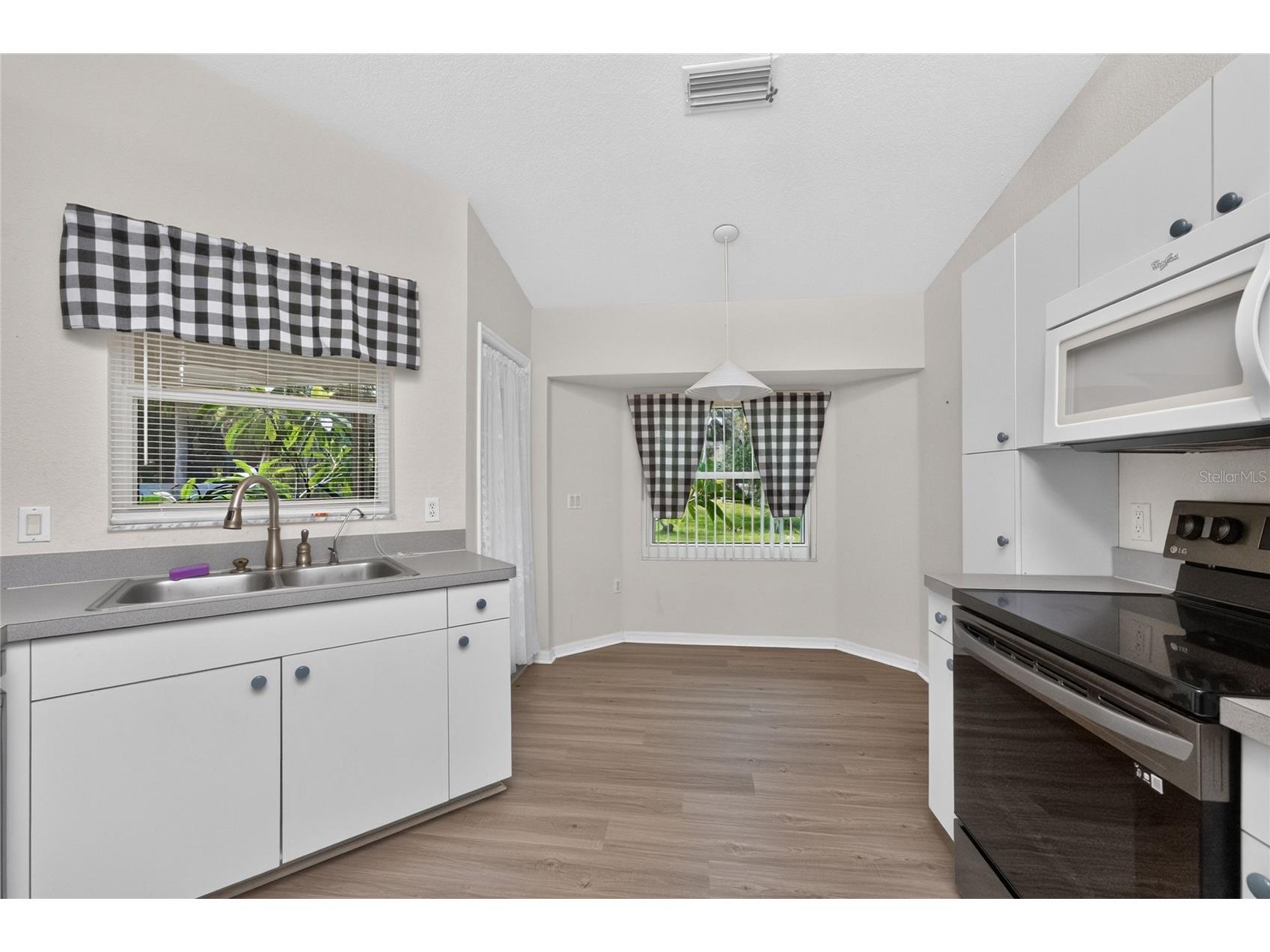 3871 Coquina Avenue North Port FL 34286 C7528812 image16