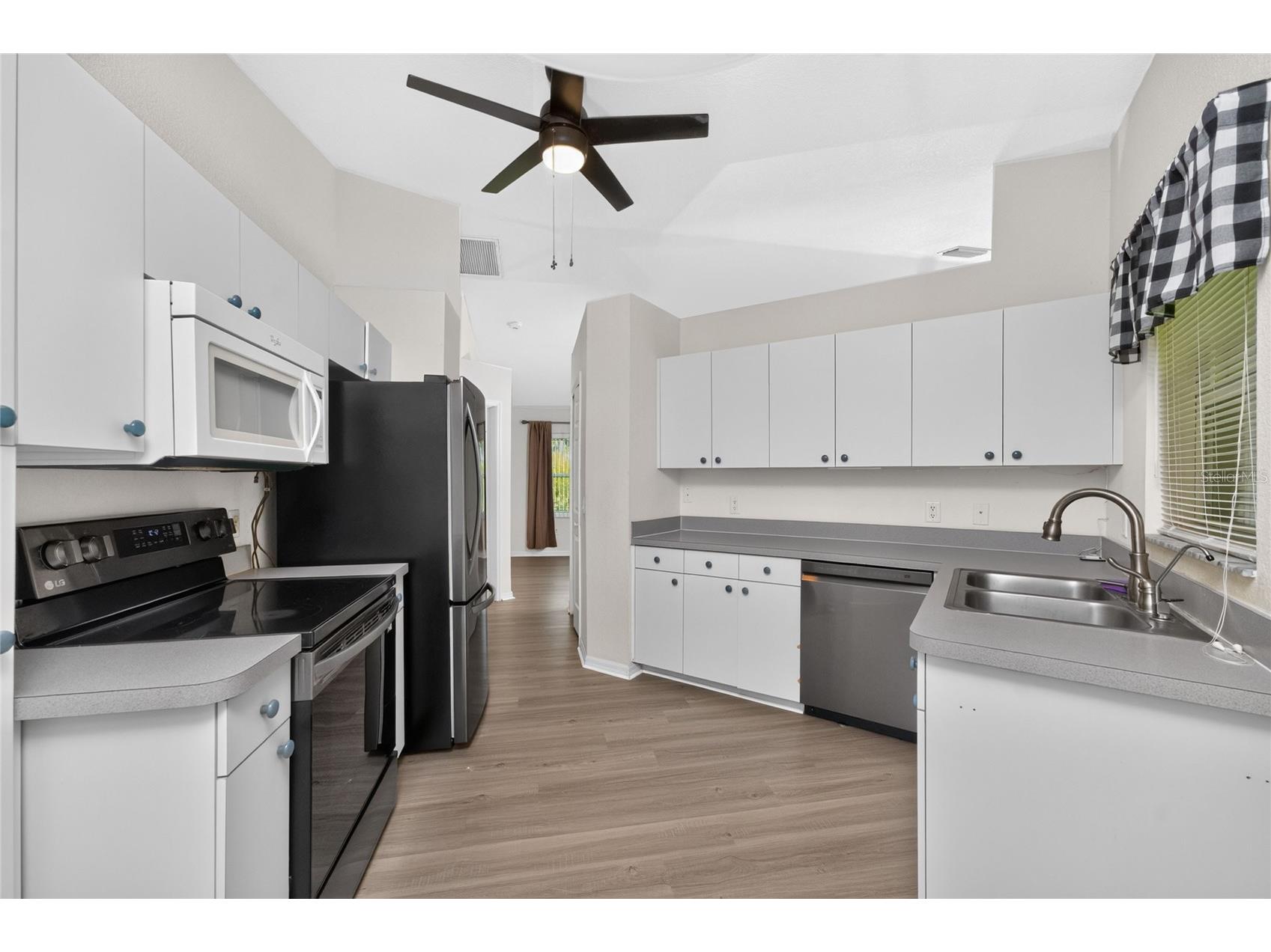 3871 Coquina Avenue North Port FL 34286 C7528812 image18