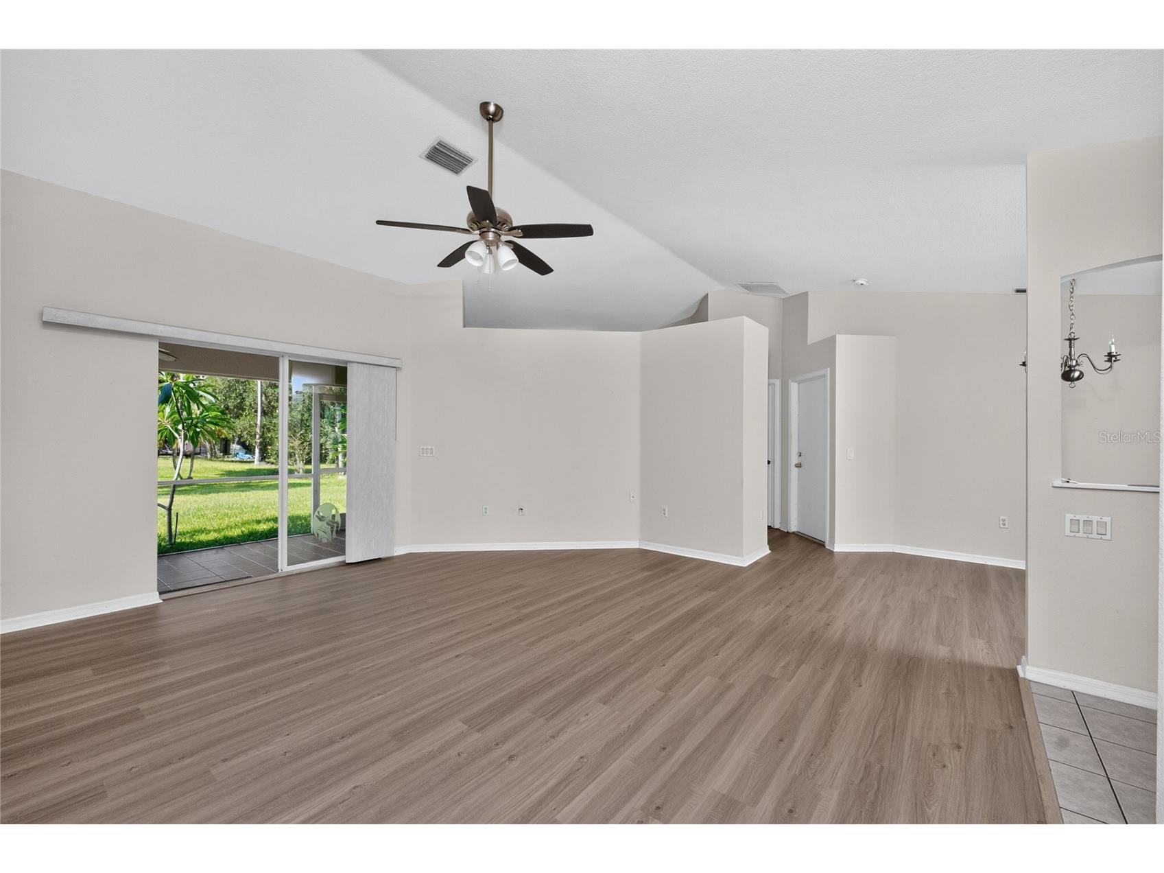 3871 Coquina Avenue North Port FL 34286 C7528812 image5