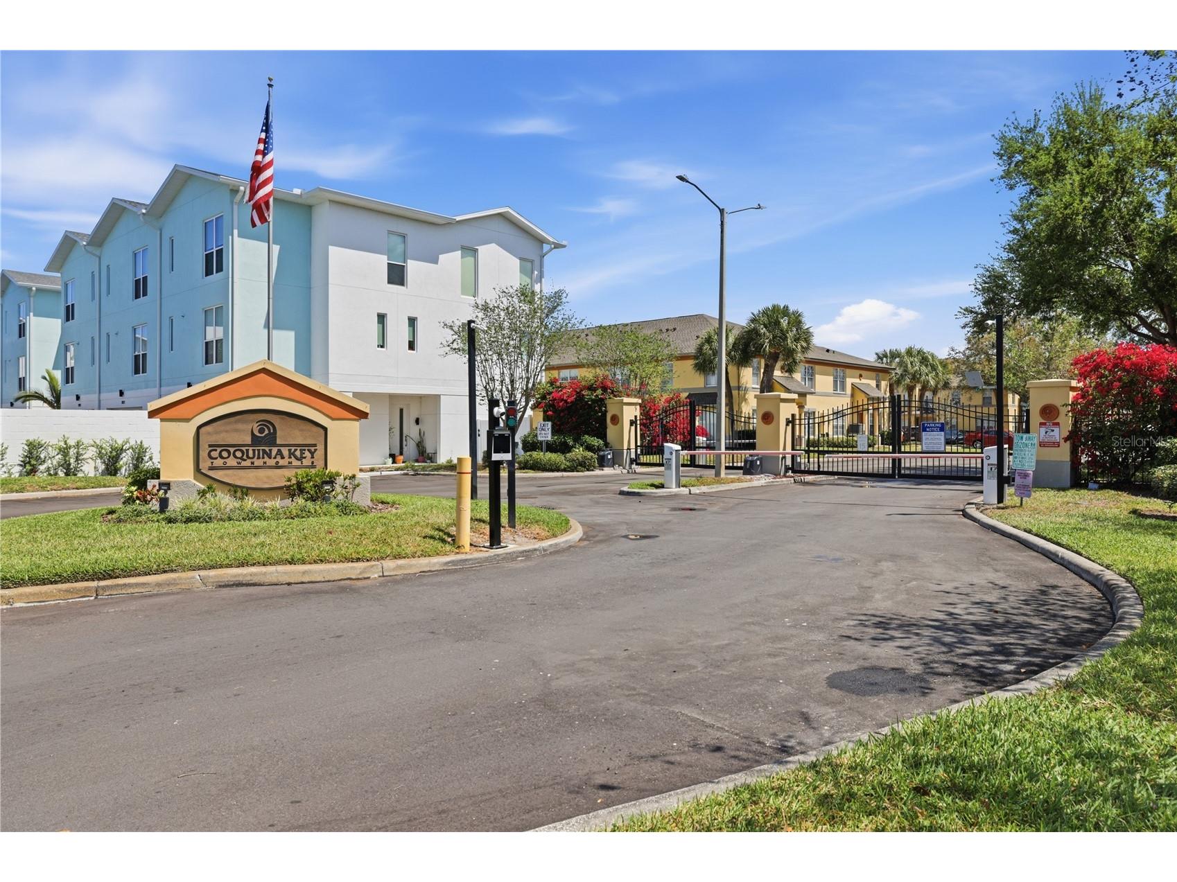 3871 Mariner Drive Saint Petersburg FL 33705 A4688401 image2