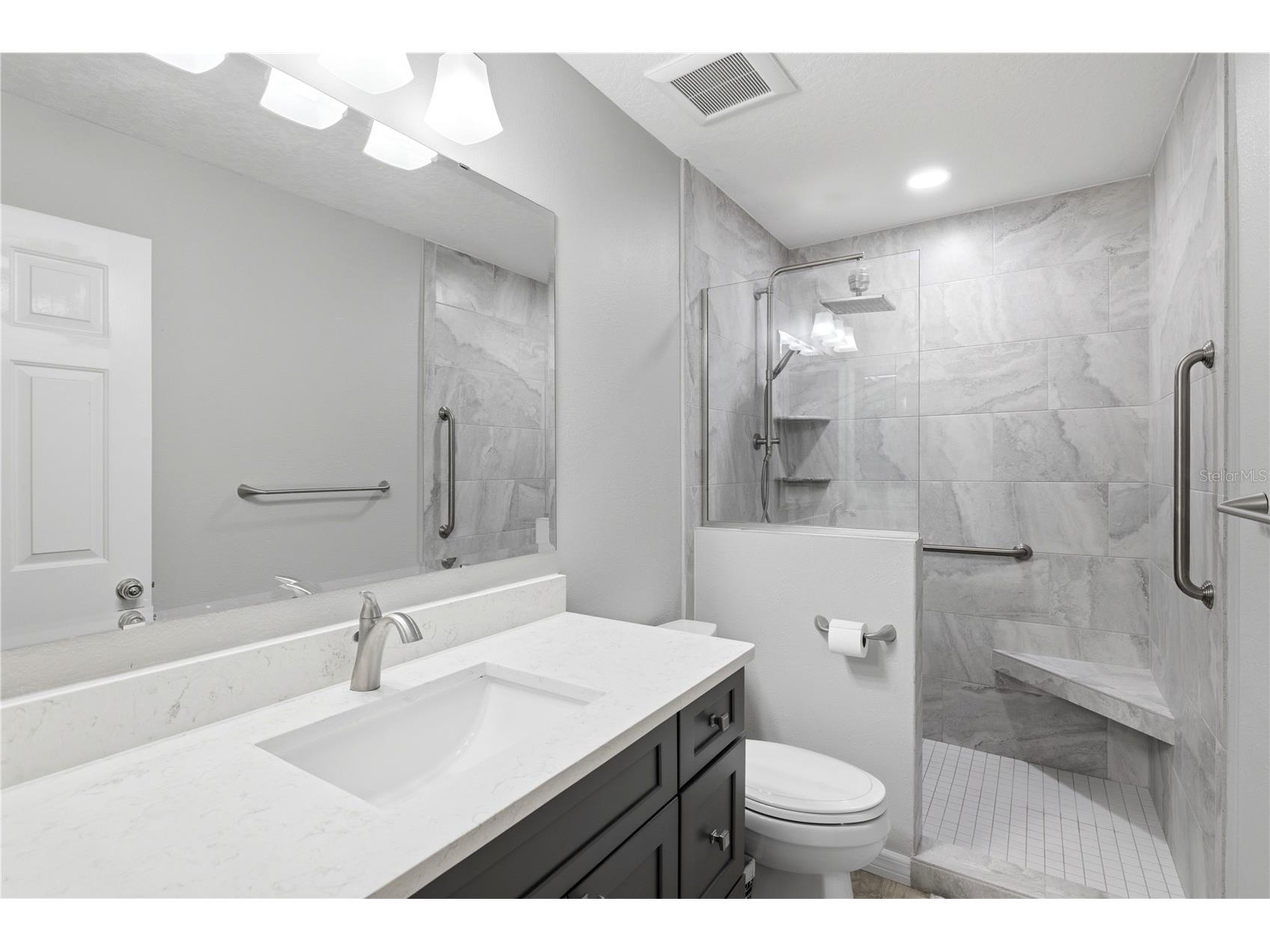 3871 Mariner Drive Saint Petersburg FL 33705 A4688401 image26