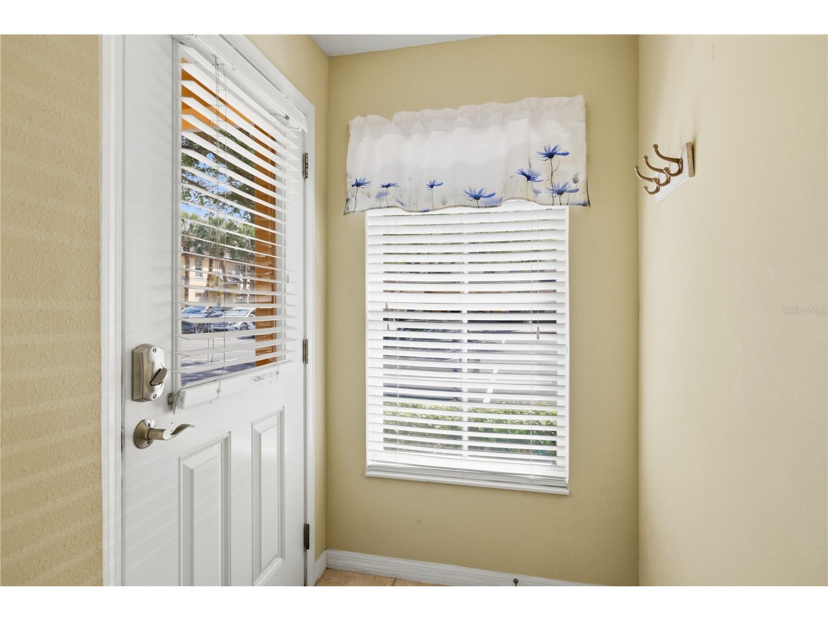3871 Mariner Drive Saint Petersburg FL 33705 A4688401 image7