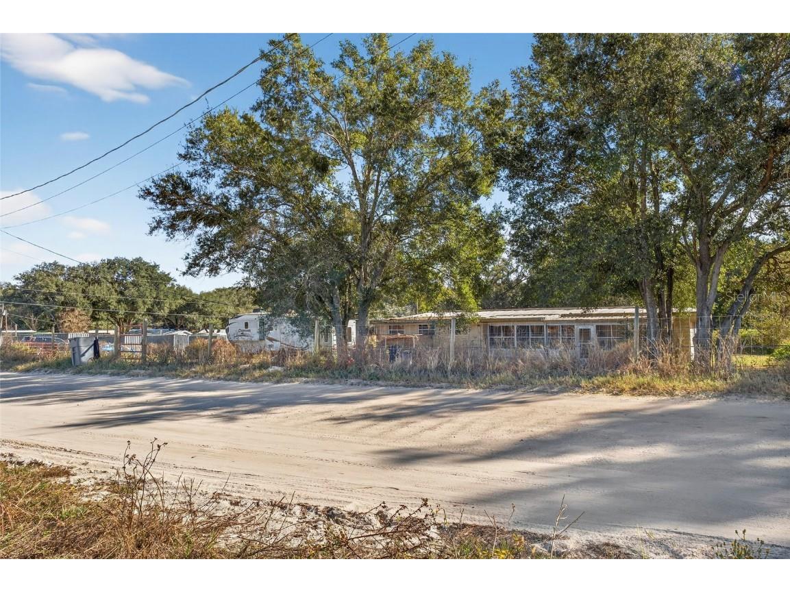38710 Townsend Road Dade City FL 33525 TB8448431 image10