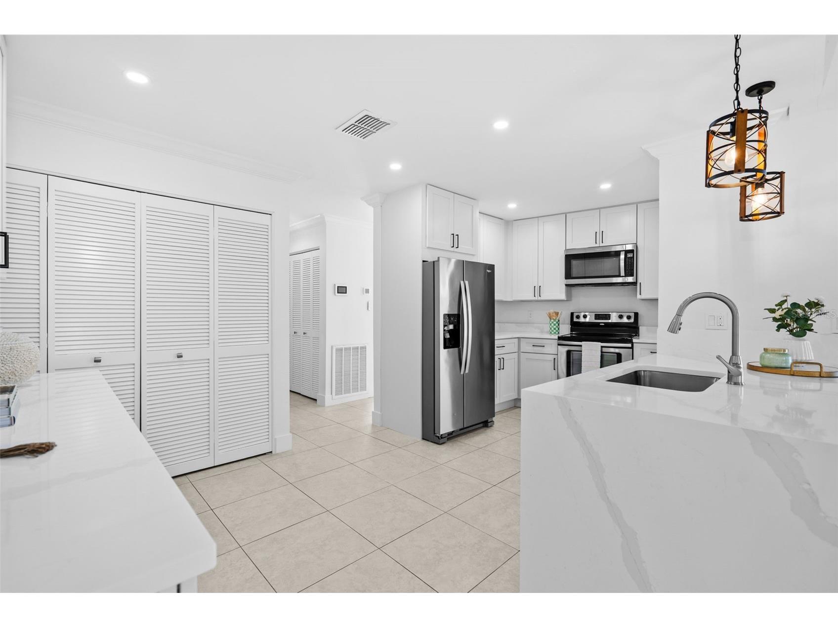3872 Kingston Boulevard Sarasota FL 34238 TB8475783 image11