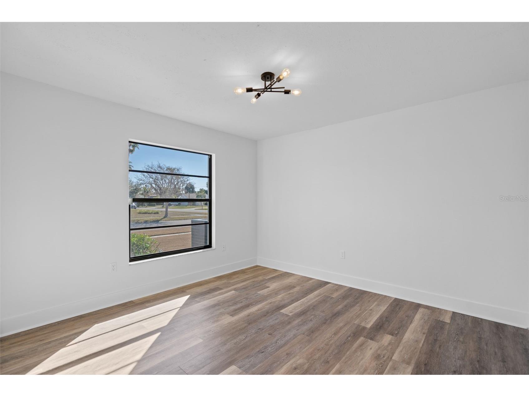 3872 Kingston Boulevard Sarasota FL 34238 TB8475783 image18