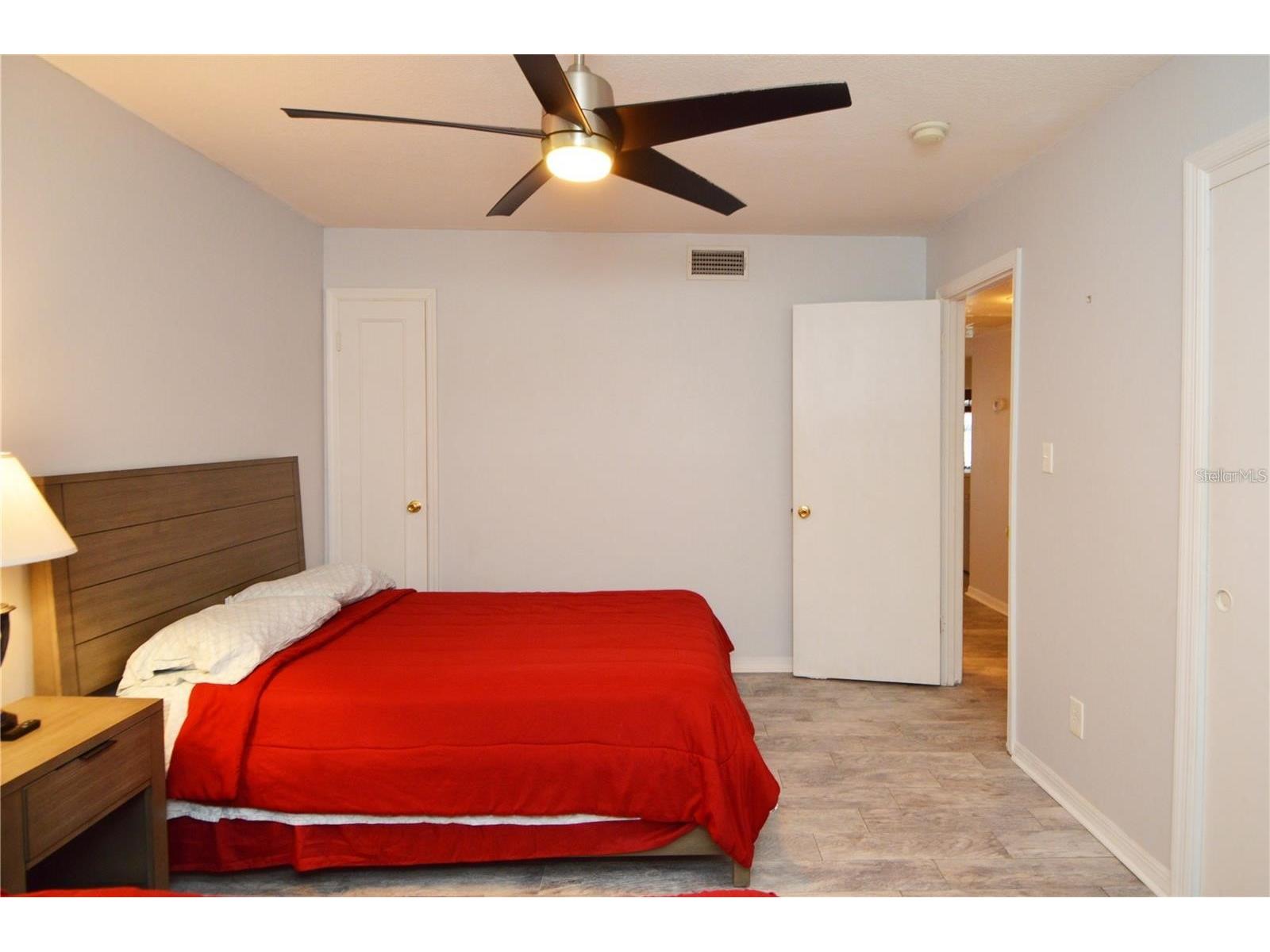 3873 Pompano Drive SE #B Saint Petersburg FL 33705 TB8499071 image37