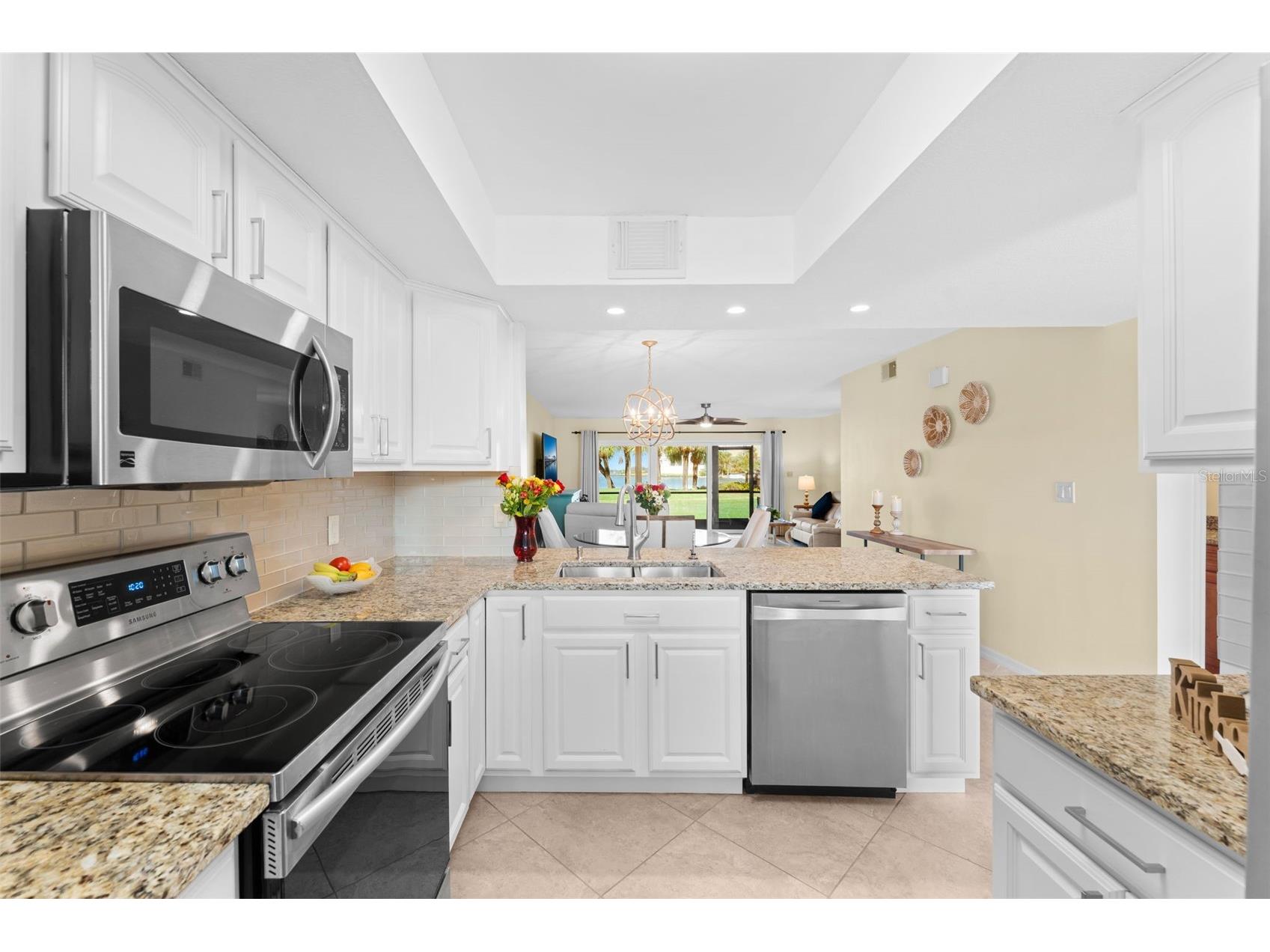 3873 S Banana River Boulevard #103 Cocoa Beach FL 32931 - BANANA RIVER O6399004 image2