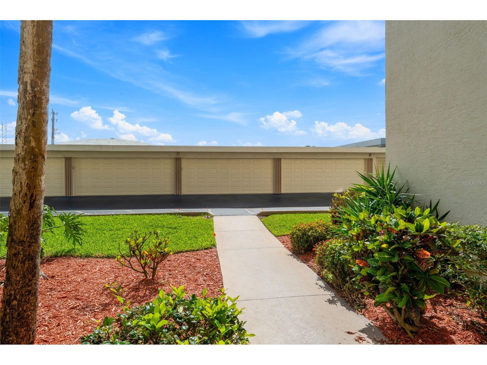 3873 S Banana River Boulevard #103 Cocoa Beach FL 32931 - BANANA RIVER O6399004 image41