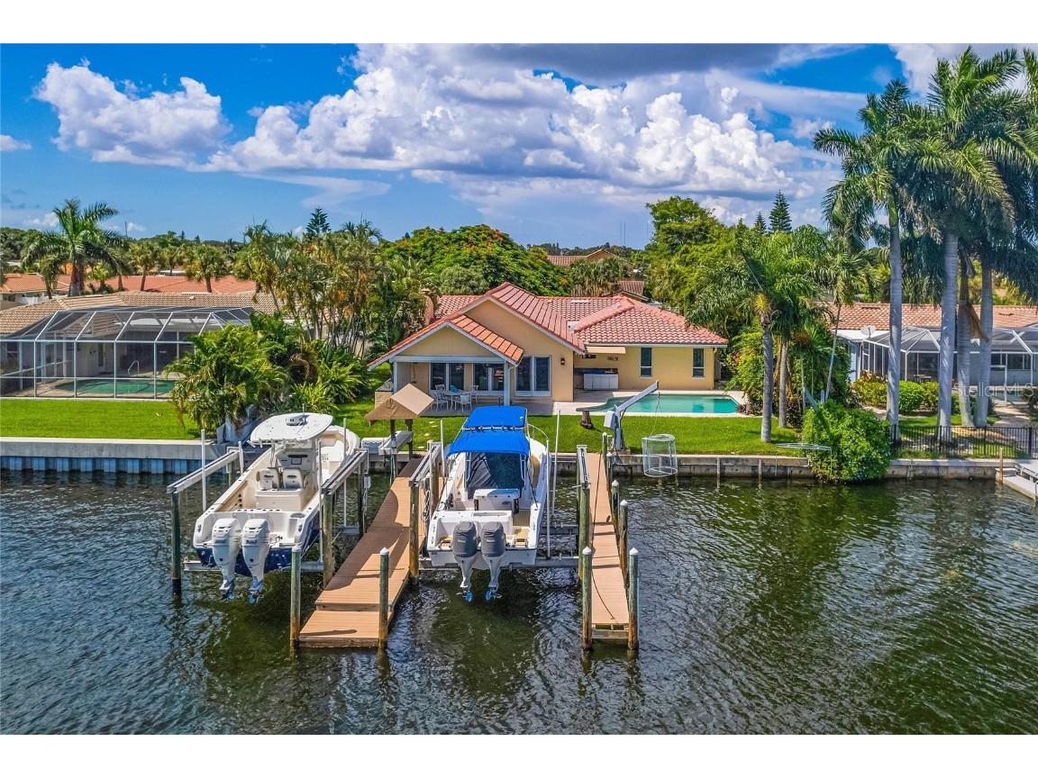 3874 48th Avenue S Saint Petersburg FL 33711 - BROADWATER/ MAXIMO MARINA U8172326 image1