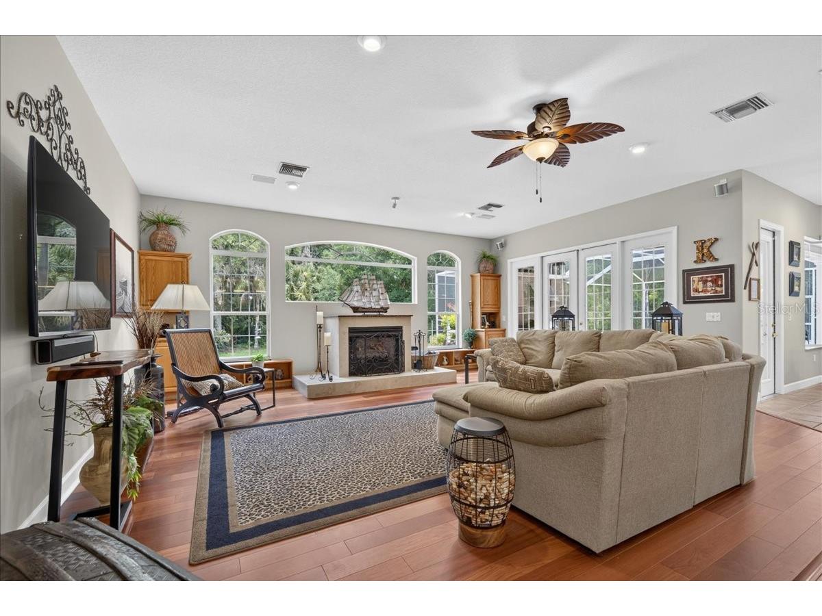 3874 Crescent Cove Place Tarpon Springs FL 34688 TB8528562 image21
