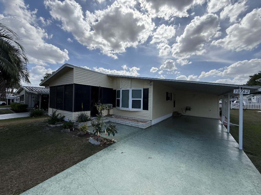 38742 Vulcan Circle Zephyrhills FL 33542 TB8377089 image1