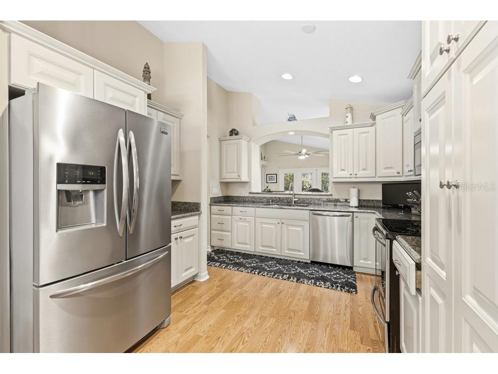 3875 Osprey Pointe Circle Winter Haven FL 33884 - LAKE NED O6411657 image9