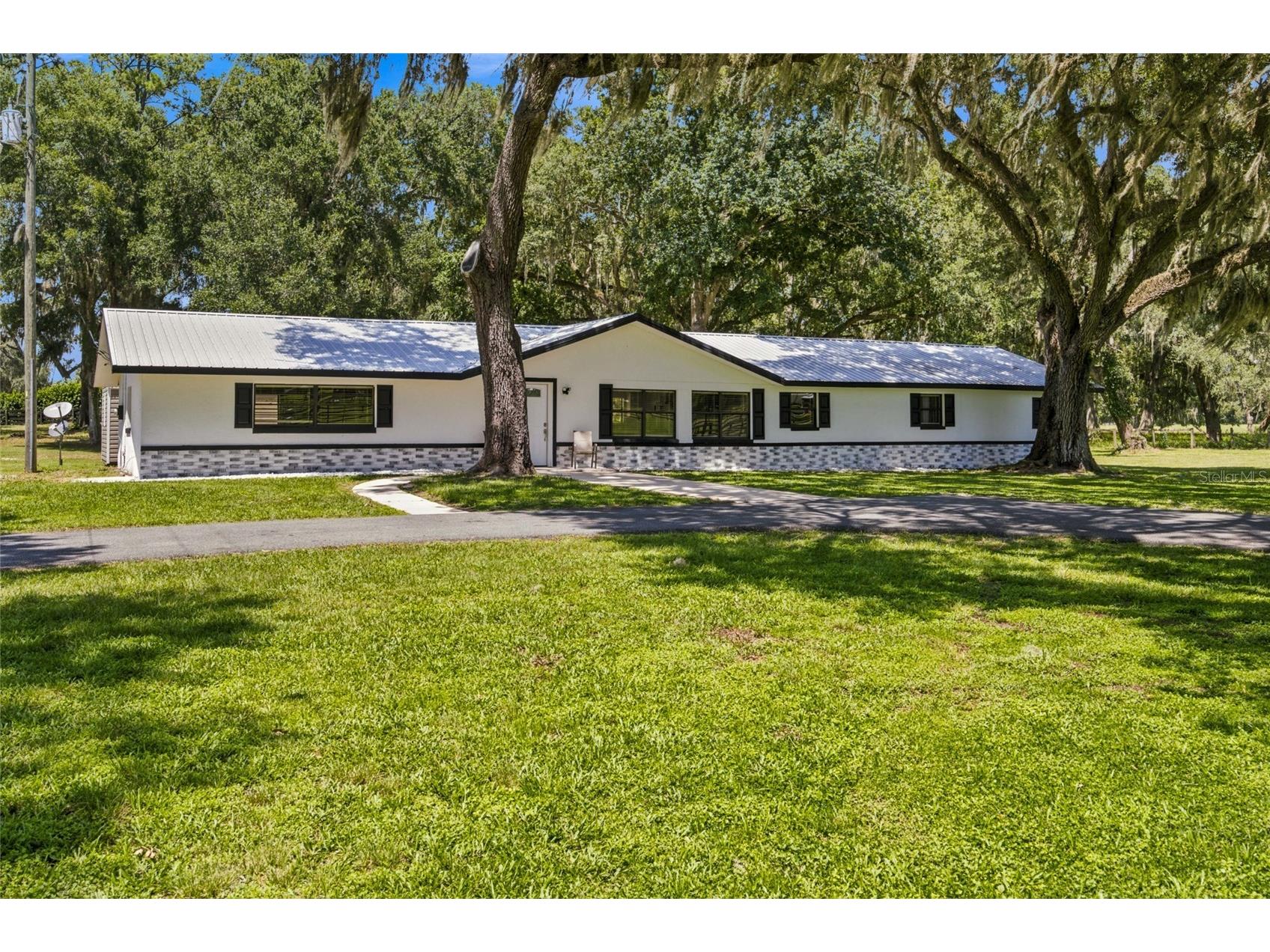 3875 SE 118th Lane Belleview FL 34420 OM729133 image1